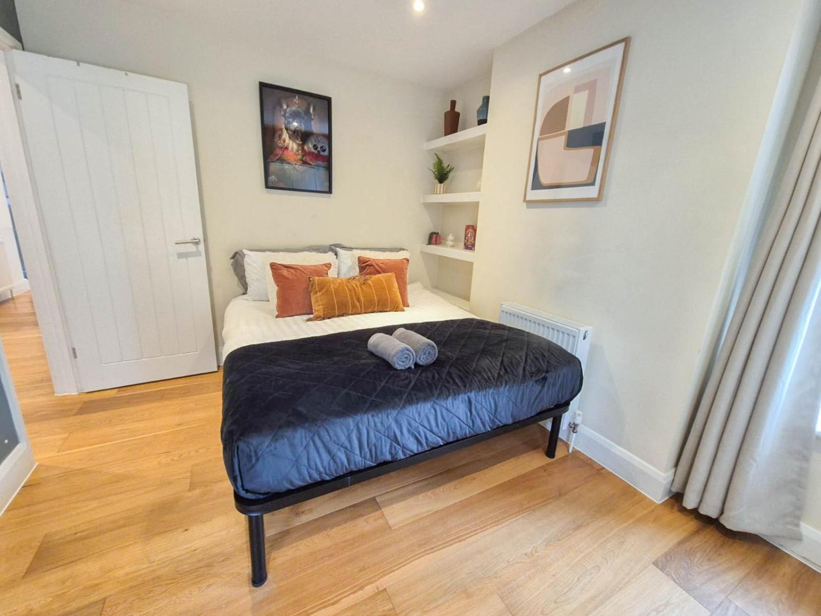 Chic 2-bedroom Flat With Free Wi-fi Few Steps From The Oval Londres